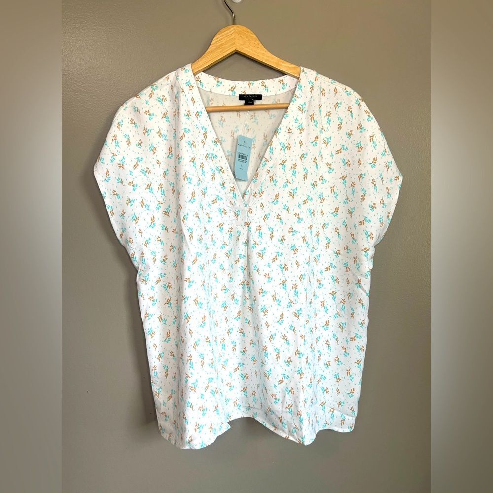 Ann Taylor floral printed pop over blouse size large‎ petite office casual